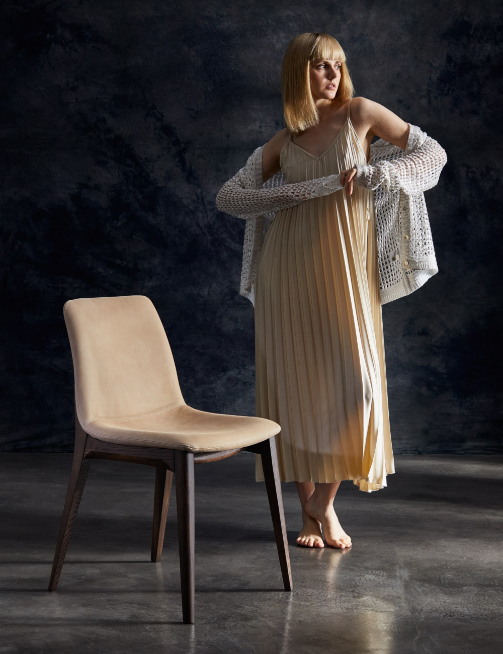 Sedia in legno Isabel in ambiente contemporaneo